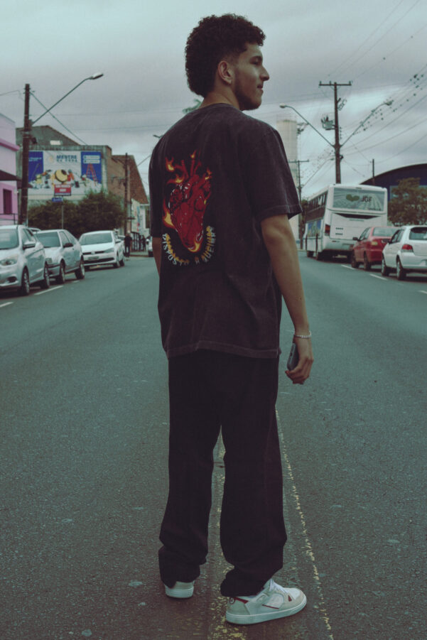 CAMISETA DISPOSTO A QUEIMAR - Image 5