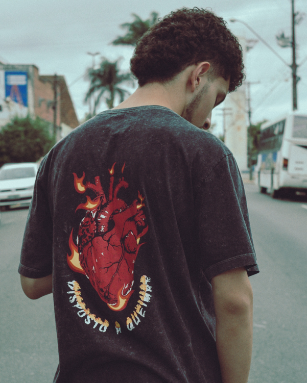 CAMISETA DISPOSTO A QUEIMAR